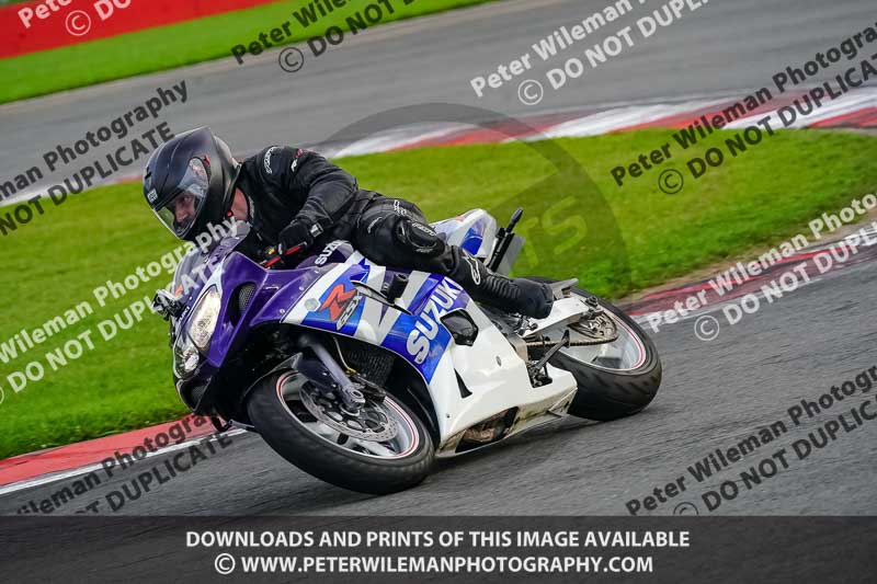 donington no limits trackday;donington park photographs;donington trackday photographs;no limits trackdays;peter wileman photography;trackday digital images;trackday photos